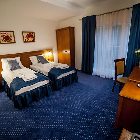 Osada Dankow Hotell Miłomłyn Exteriör bild