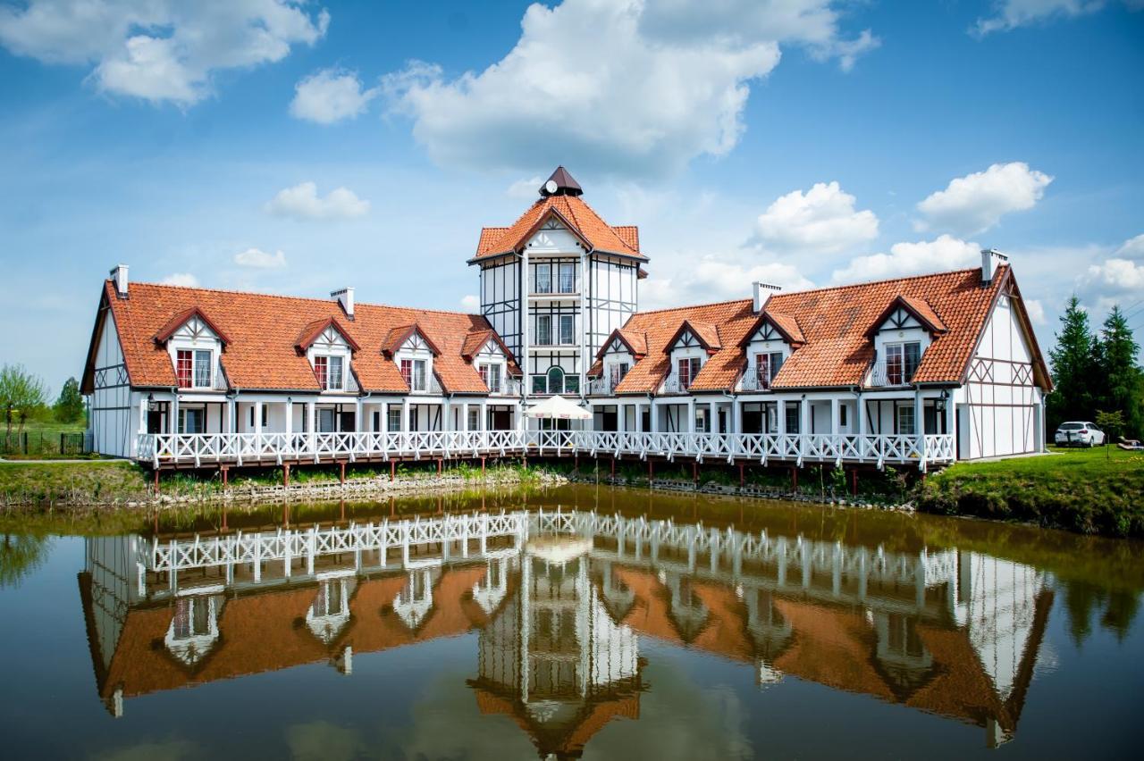 Osada Dankow Hotell Miłomłyn Exteriör bild