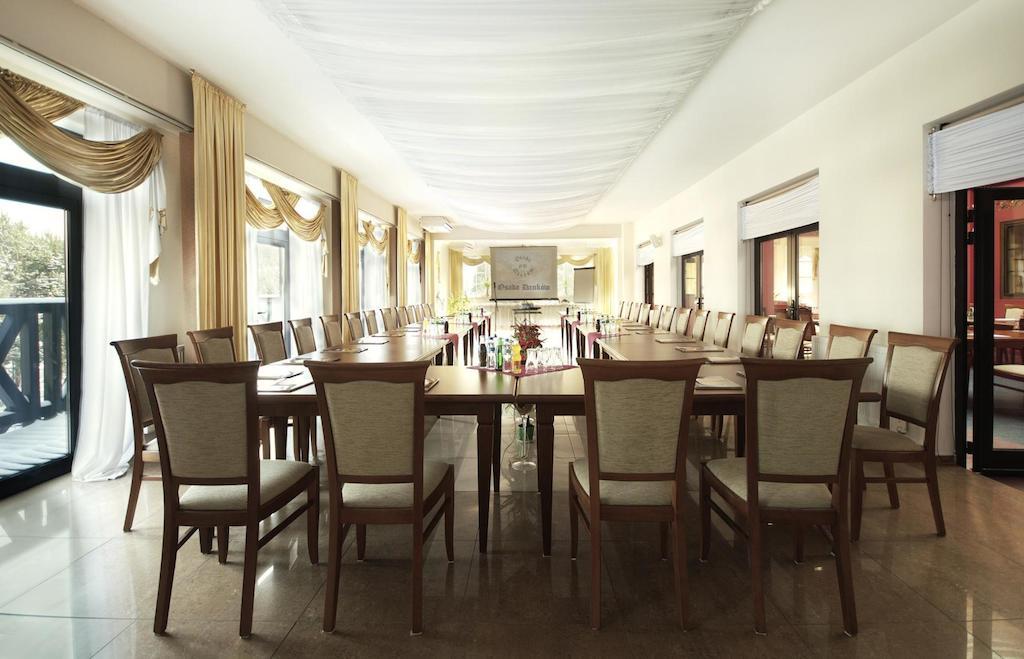 Osada Dankow Hotell Miłomłyn Exteriör bild